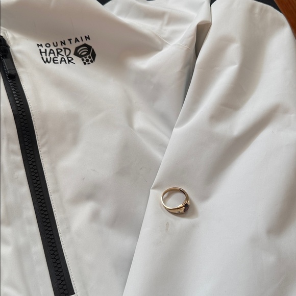 Mountain Hardwear Shell Jacket - Picture 15 of 15